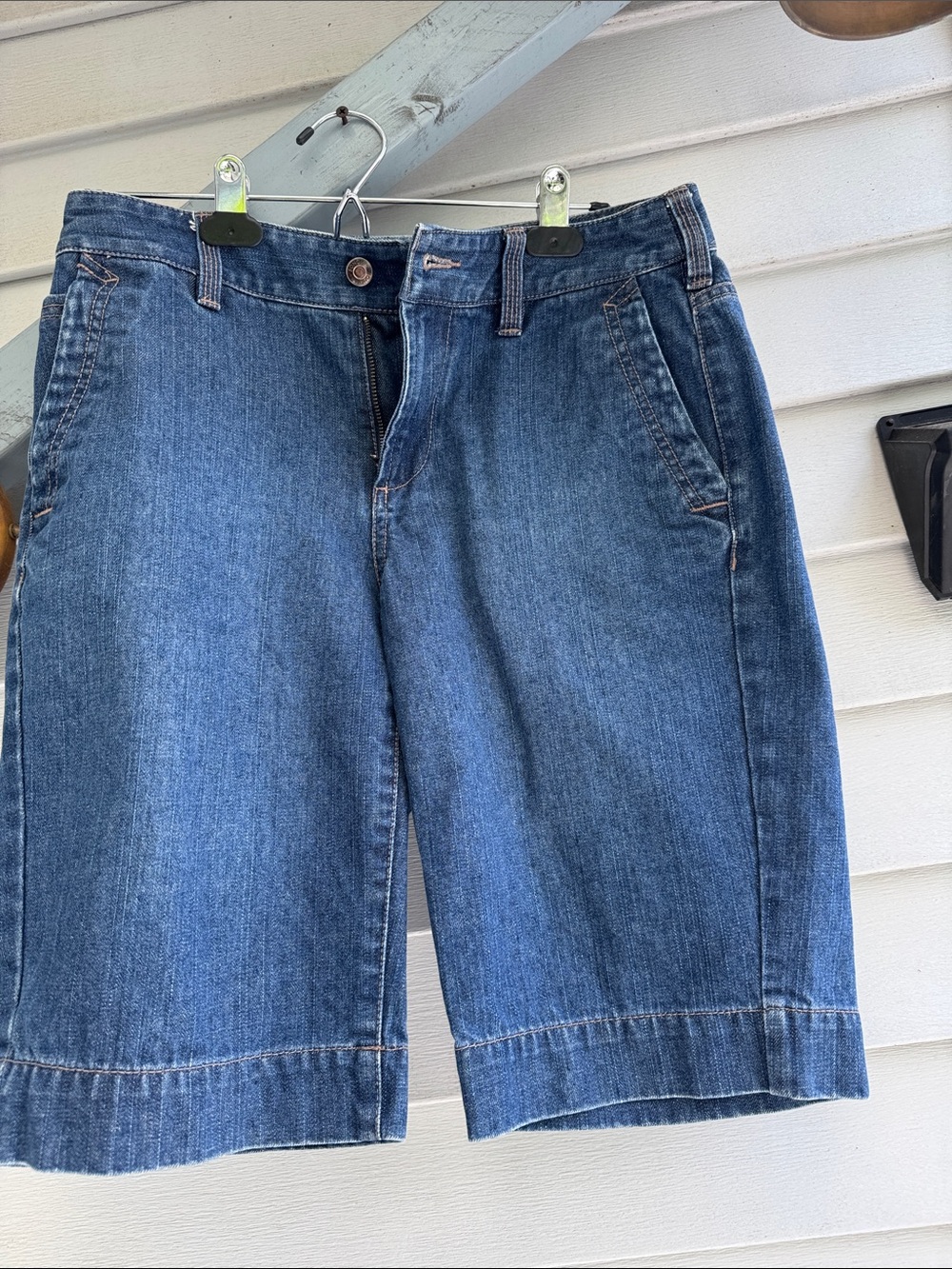 High-Waist Women's Denim Shorts - Blue